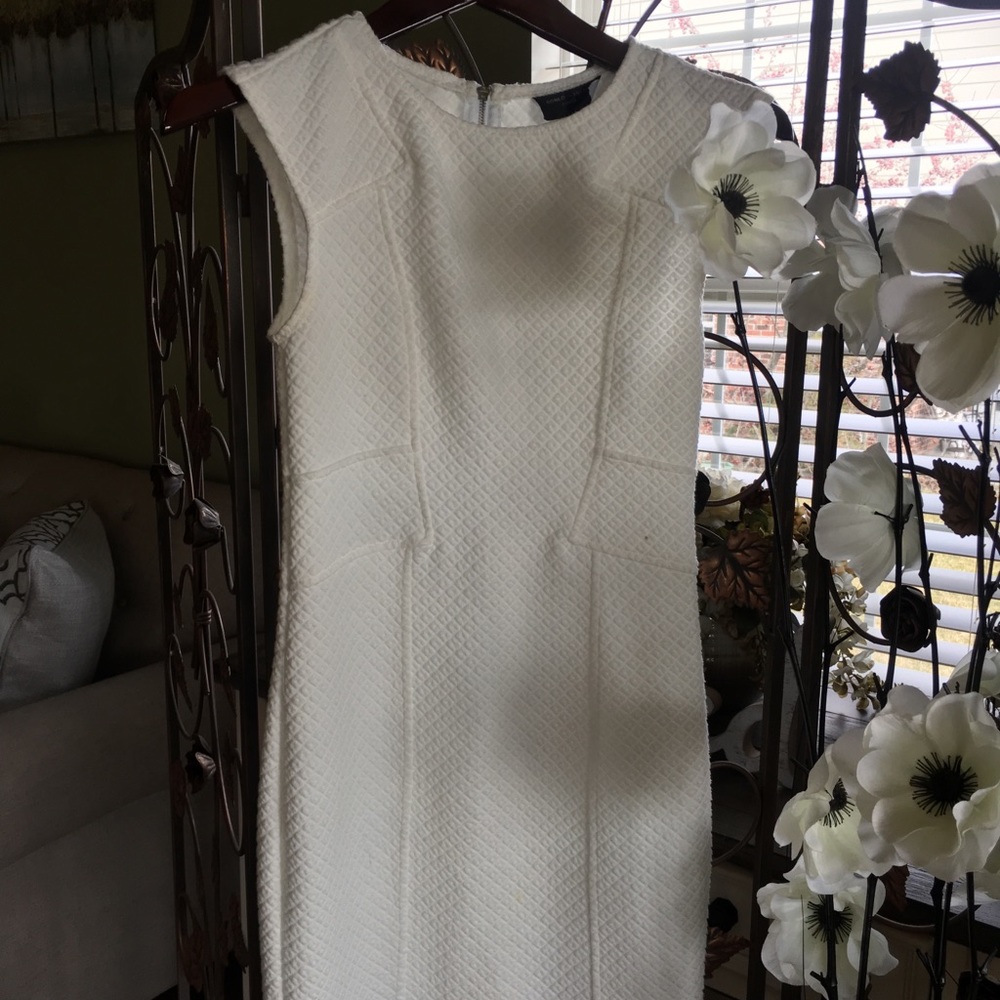 Dress - Picture 2 of 5
